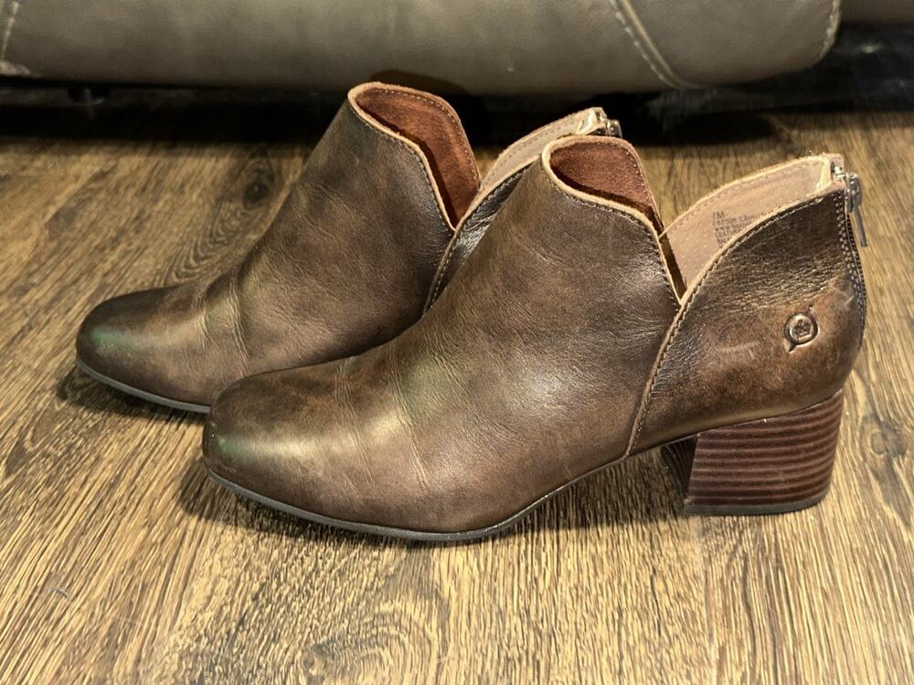 BORN Women's Cognac Brown Aneto Stacked Heel Square Toe Bootie Size 7